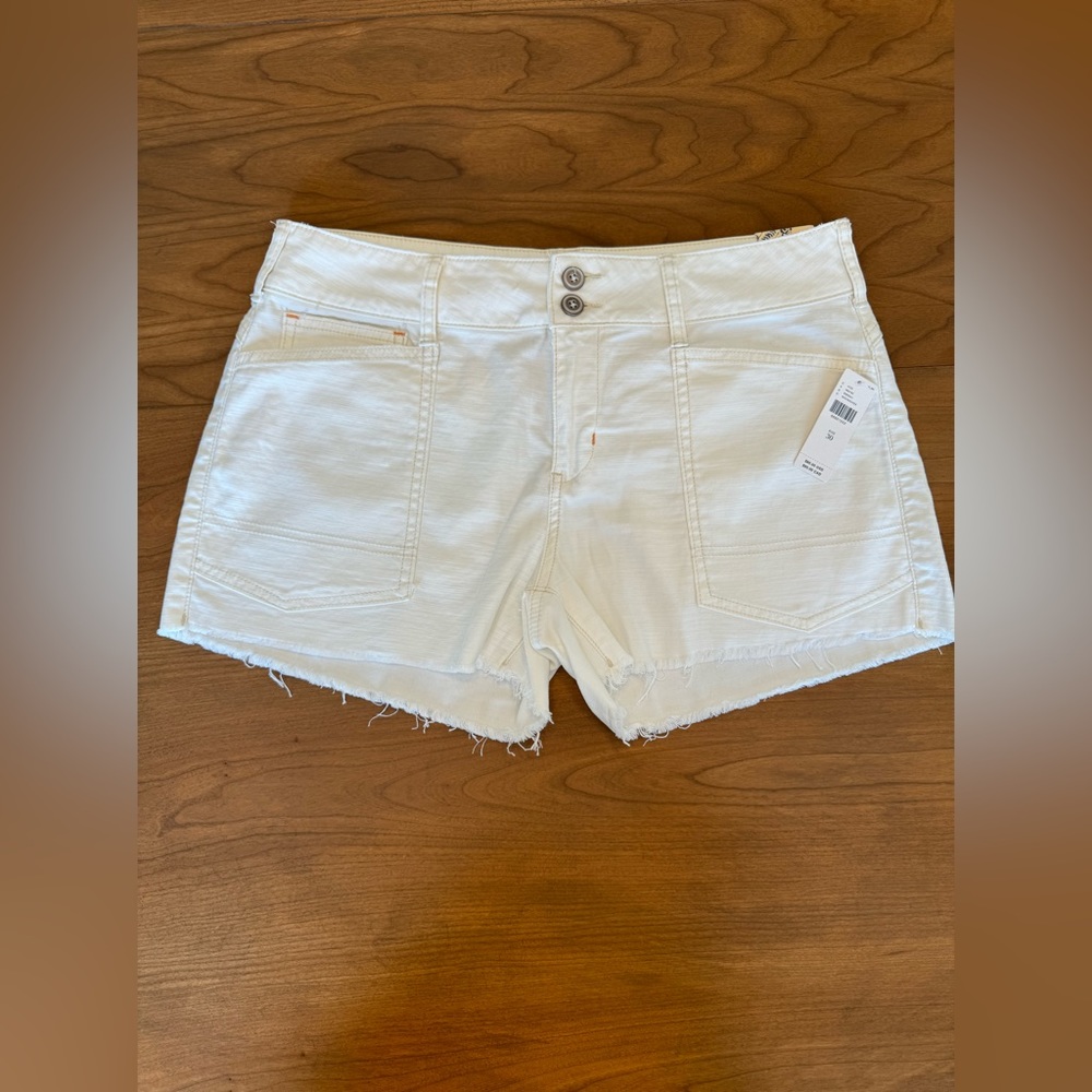 NWT Anthropologie - The Pilcro Women’s The Wanderer Shorts Size 30